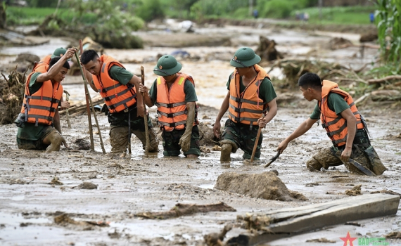 Vạch trần luận điệu xuyên tạc, phủ nhận truyền thống và những cống hiến, hy sinh của Quân đội nhân dân Việt Nam