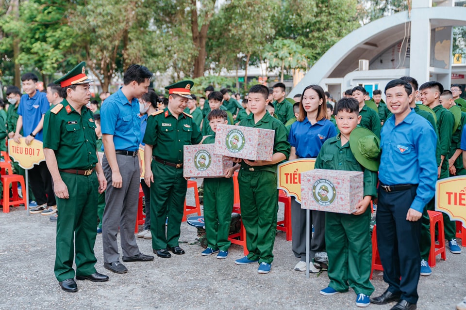 Lễ xuất quân “Học kỳ trong quân đội” tỉnh Bắc Ninh năm 2024
