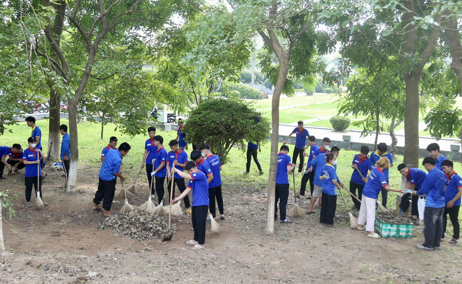 Ra quân dọn dẹp môi trường, khắc phục hậu quả sau bão số 3: Buổi thứ 4: Hoàn thành, về đích