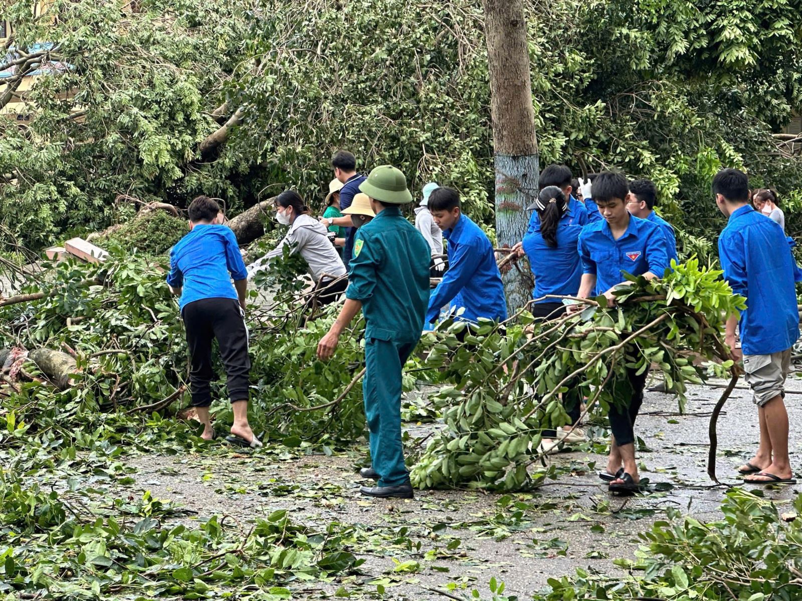 Hơn 5.000 ĐVTN tỉnh Bắc Ninh tham gia hỗ trợ khắc phục hậu quả Bão Số 3