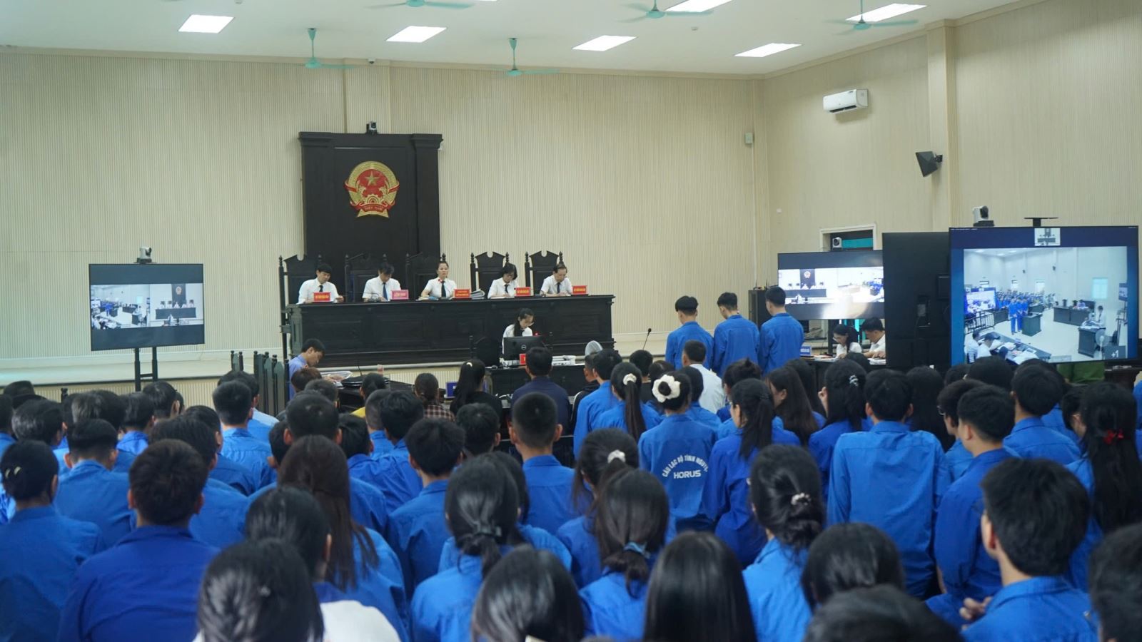 Đẩy mạnh công tác tuyên truyền giáo dục pháp luật cho học sinh
